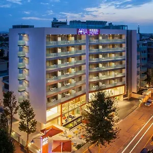 4* Hotel Aria