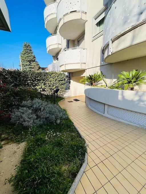 Casa Amarcord Ponte Di Tiberio Apartment Rimini 0*,